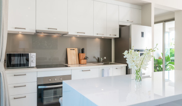 modular-kitchen-furniture-homezen-1